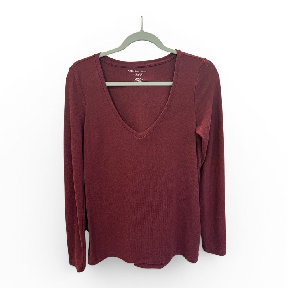 American Eagle Soft & Sexy Plush Top Women's Medium Burgundy Long Sleeve V-Neck